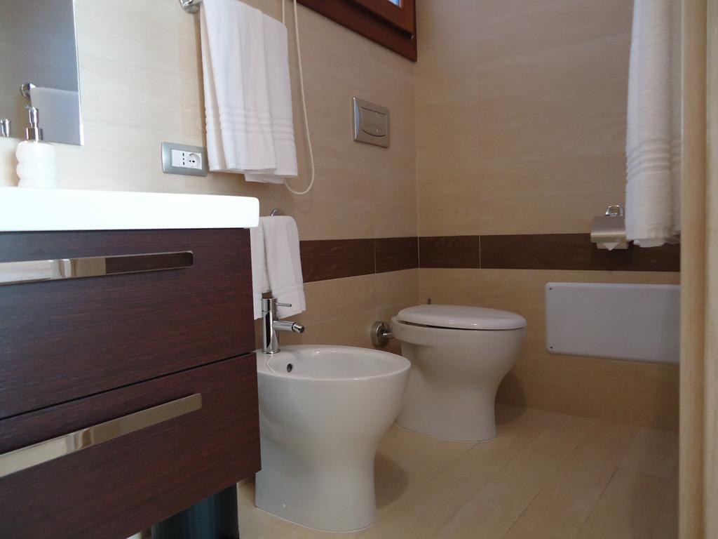 B&B L'Aurora Pula Phòng bức ảnh